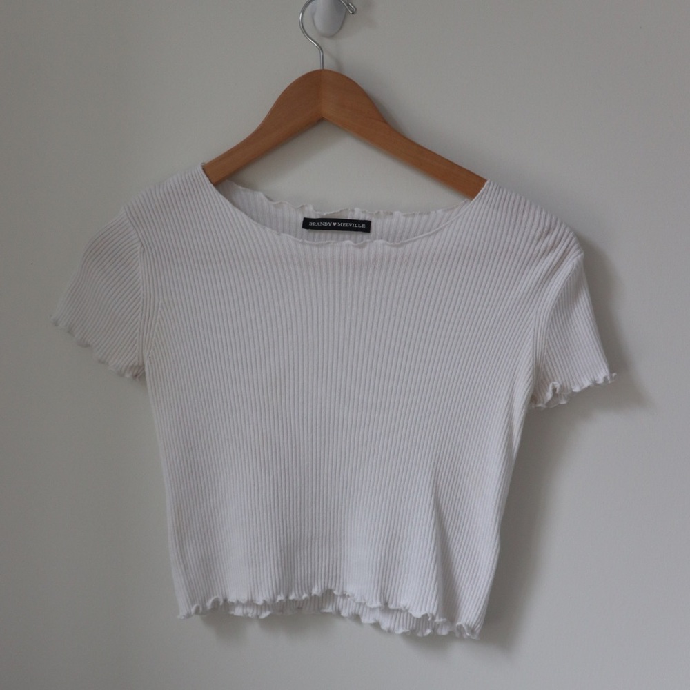 Brandy Melville White Cropped T-Shirt